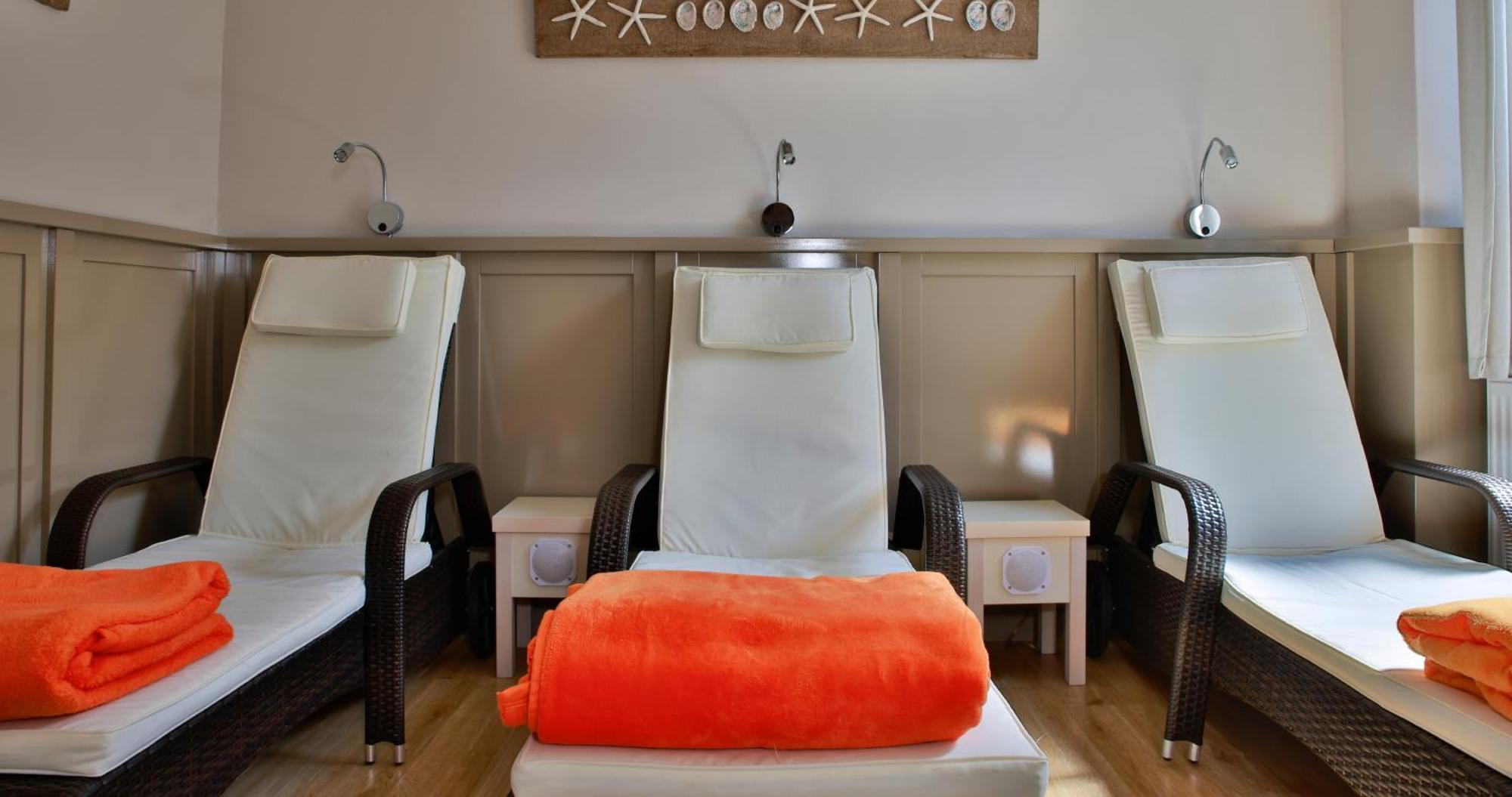 Strandhotel Wietjes บัลทรุม ภายนอก รูปภาพ